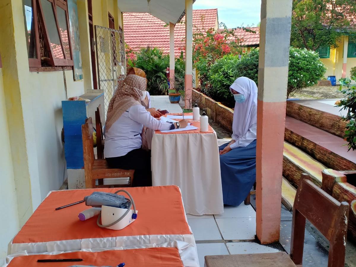 Kegiatan Vaksinasi Siswa SMAN 1 Muara Enim